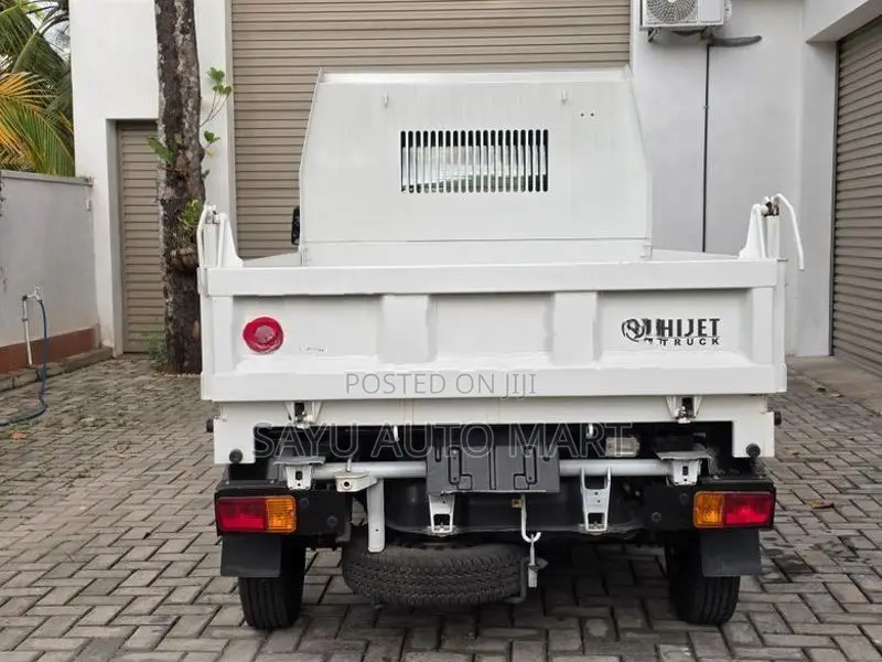Daihatsu Hijet Dump Truck (Tipper) 2022