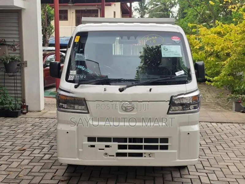 Daihatsu Hijet Dump Truck (Tipper) 2022