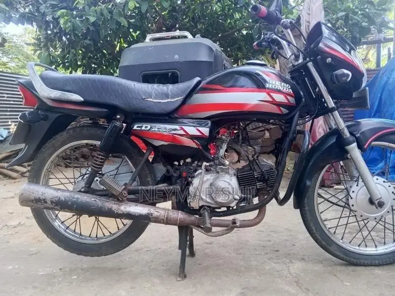 Hero CD 100 2013