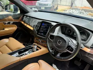 Volvo XC90 2019