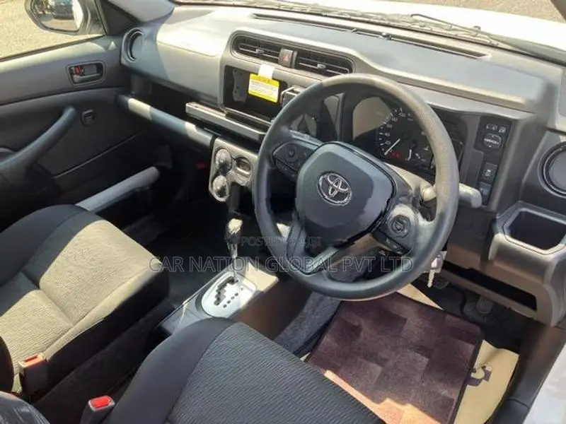 Toyota Probox Hybrid F 2026