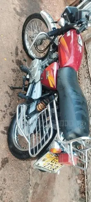 Bajaj Boxer 4s Champion 2002