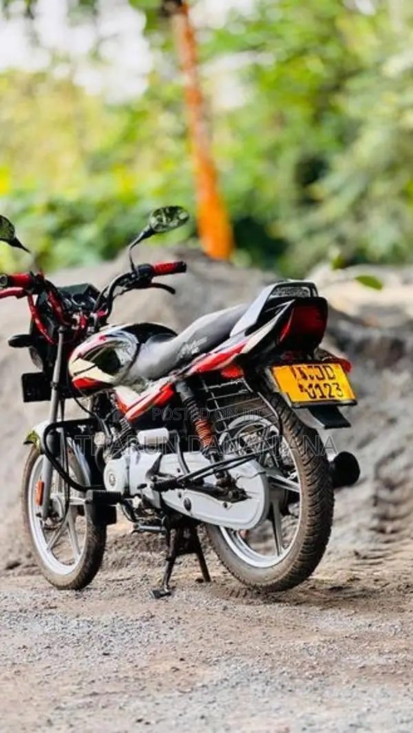 Bajaj CT100 2026