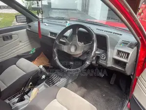 Nissan Sunny 1985