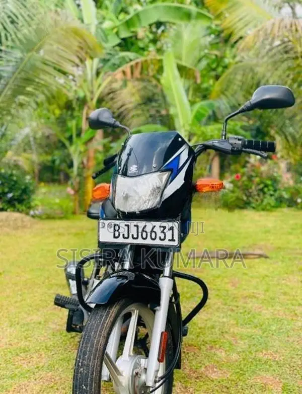 Bajaj CT100 2024
