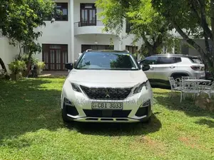 Peugeot 5008 2019