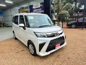 Toyota Roomy 2024