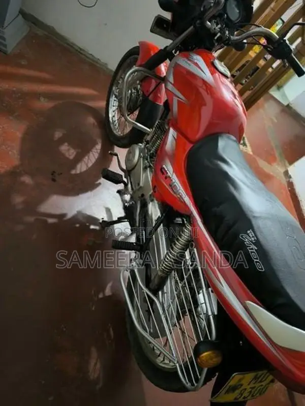 Bajaj CT100 2009