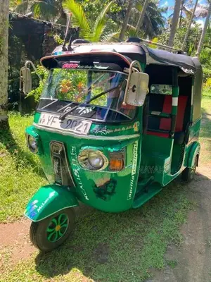 Bajaj RE 4stock 2010