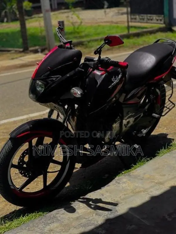 Bajaj Pulsar 150 2017