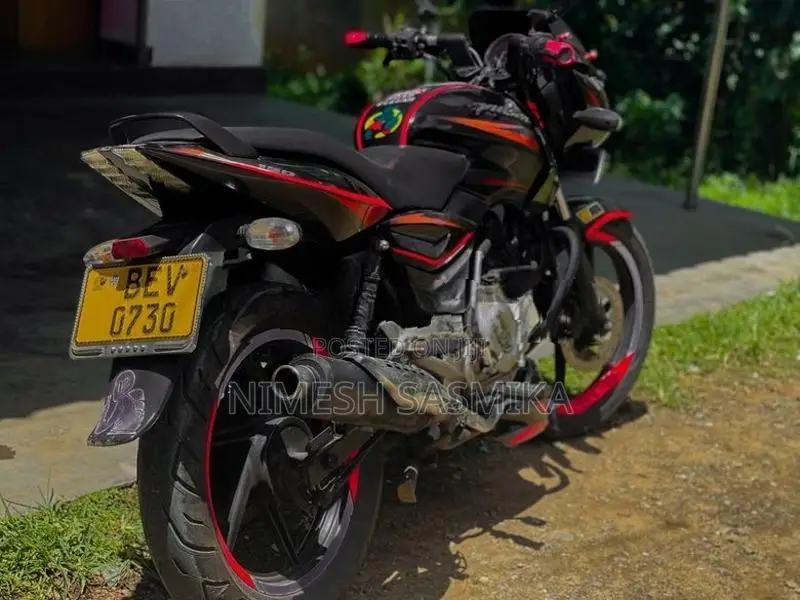 Bajaj Pulsar 150 2017