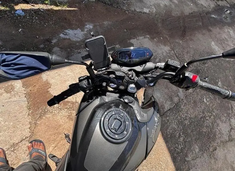 Bajaj Pulsar N160 2025