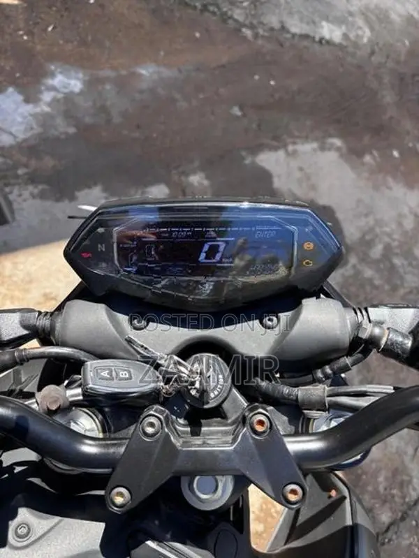 Bajaj Pulsar N160 2025