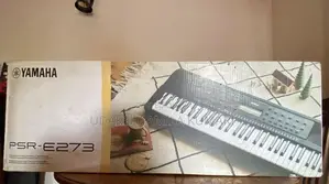 Yamaha PSR-E273
