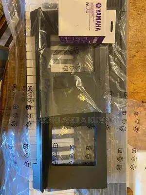 Yamaha PSR-E273