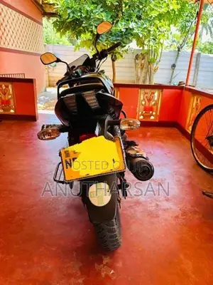 Bajaj Pulsar 150 2017