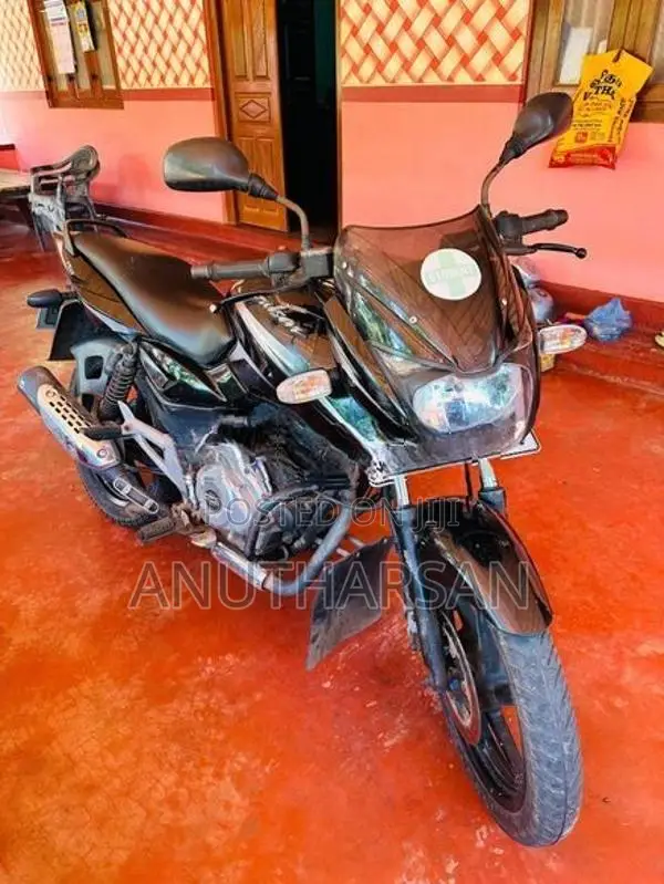 Bajaj Pulsar 150 2017