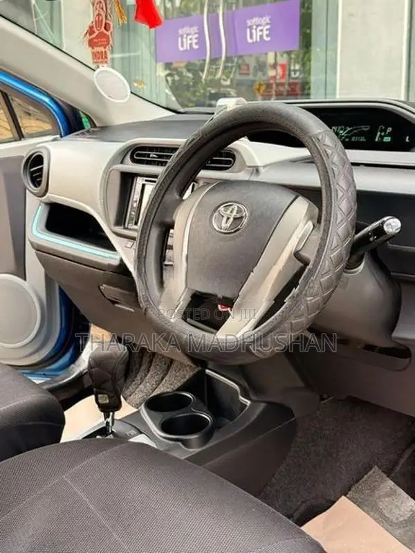 Toyota Aqua S Grade 2013