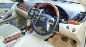 Toyota Premio 2015