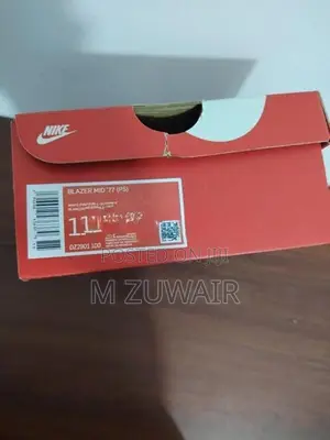 Nike Blazer MID '77