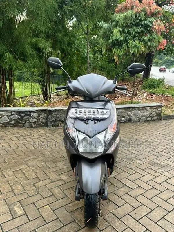 Honda Dio scooter 2014