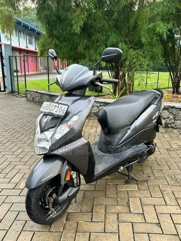 Honda Dio scooter 2014