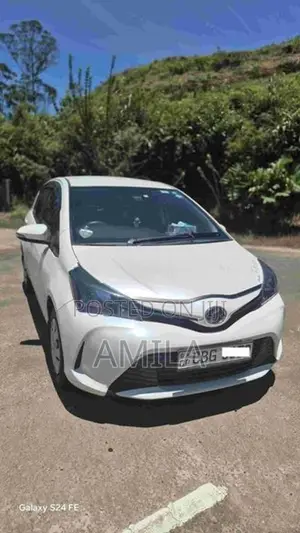 Toyota Vitz 2016