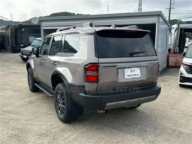 Toyota Land Cruiser LC 250 VX 2026