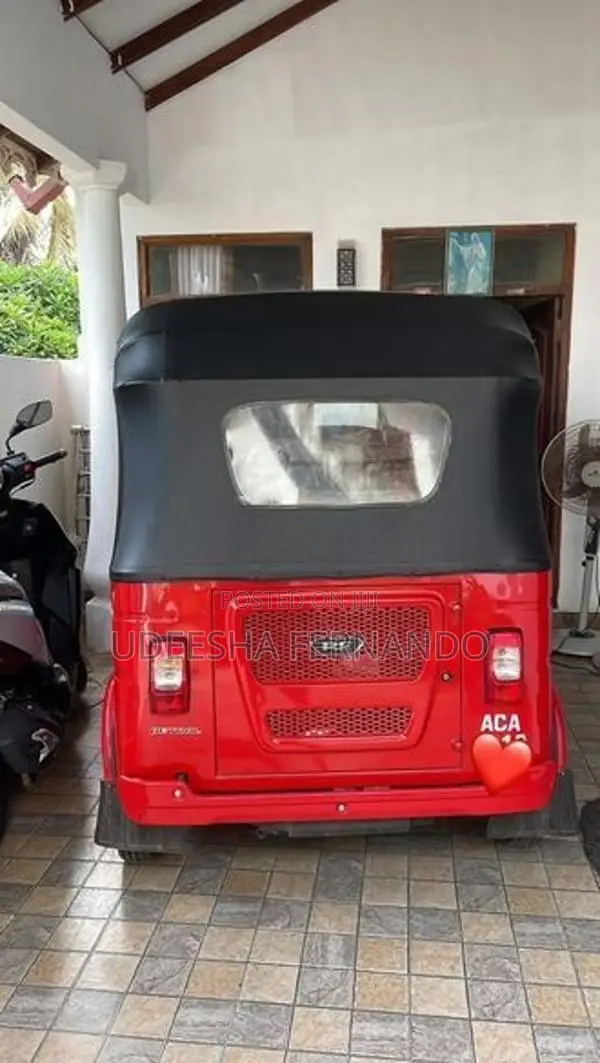 Bajaj RE 2026