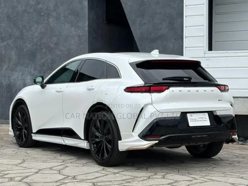 Toyota Crown Sport Z HEV 4WD 2025