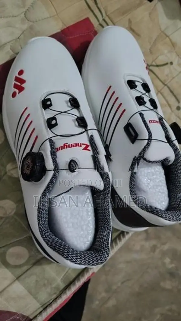 Sports Shoes