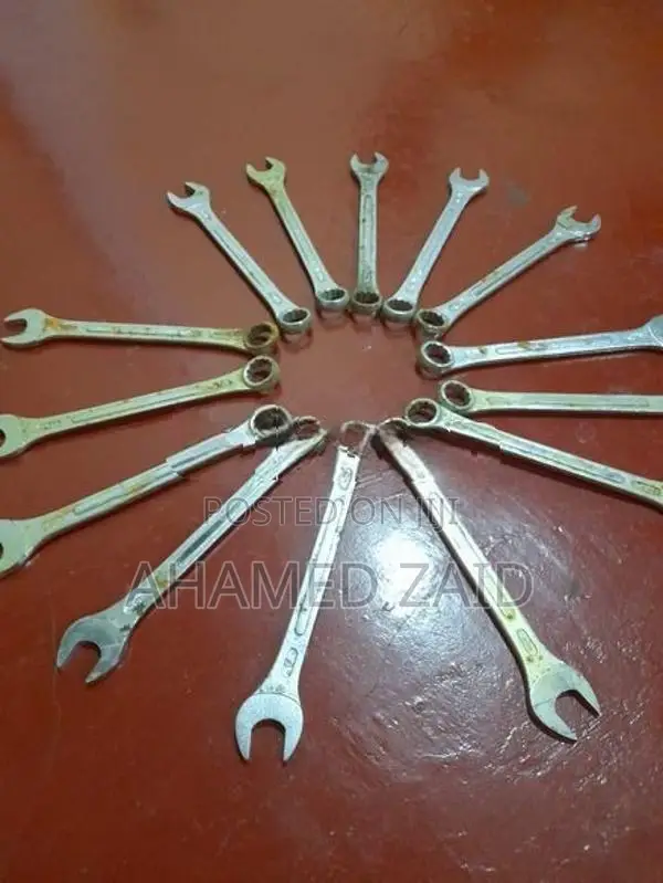 Metallic Spanner Set