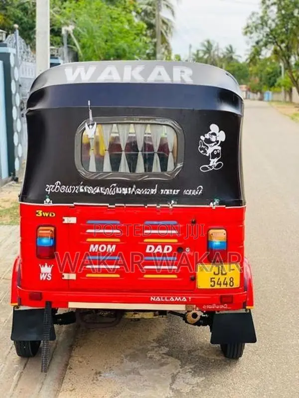 Bajaj RE 2004