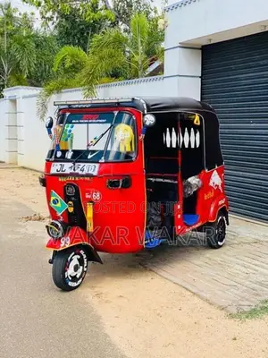 Bajaj RE 2004