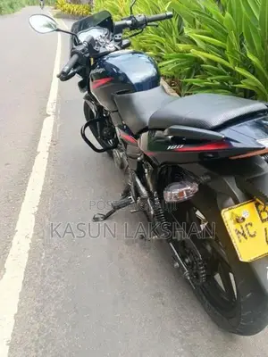 Bajaj Pulsar 180 2018