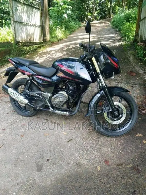 Bajaj Pulsar 180 2018
