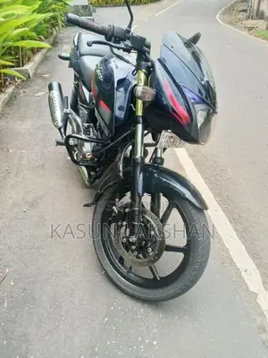 Bajaj Pulsar 180 2018