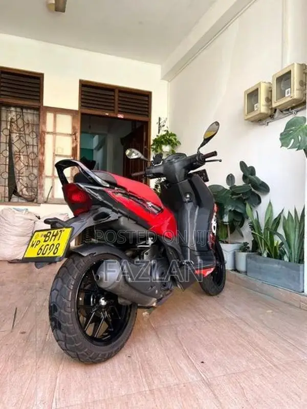 Aprilia SR 125 2018