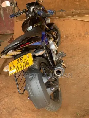 Bajaj Pulsar 180 2012