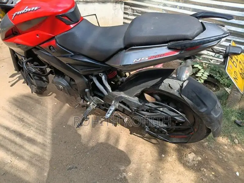 Bajaj Pulsar NS200 2019
