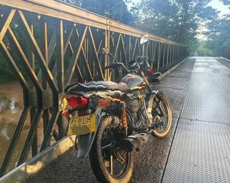 Bajaj Platina 100 ES 2015