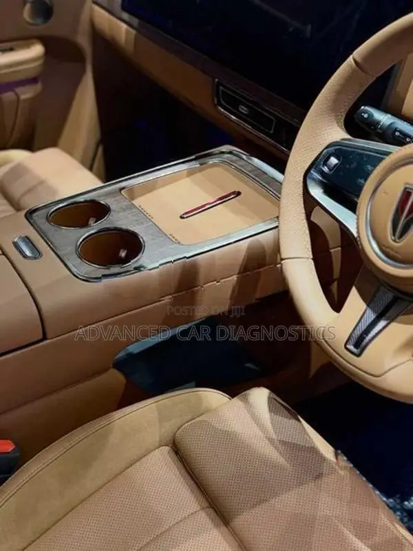 Cadillac Hongqi R Royce E HS9 2026