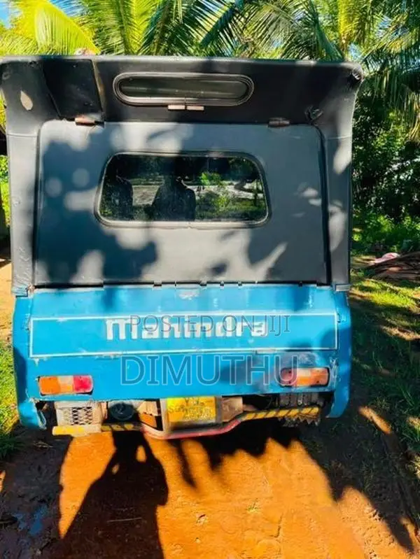 Mahindra Alfa 2011