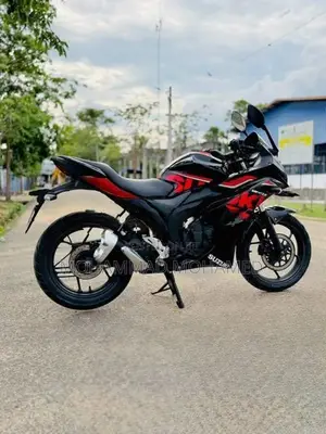 Suzuki Gixxer SF 2017