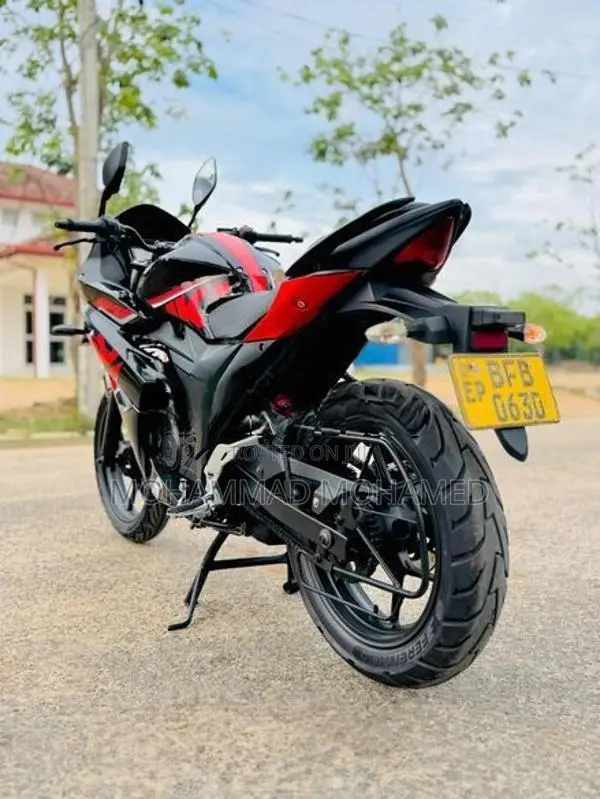 Suzuki Gixxer SF 2017
