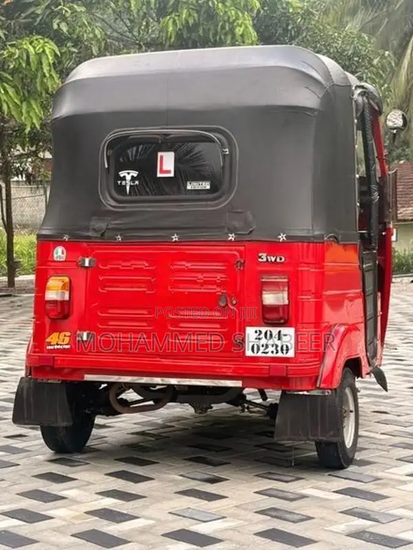 Bajaj RE 1998