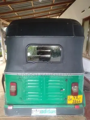 Bajaj RE 2010