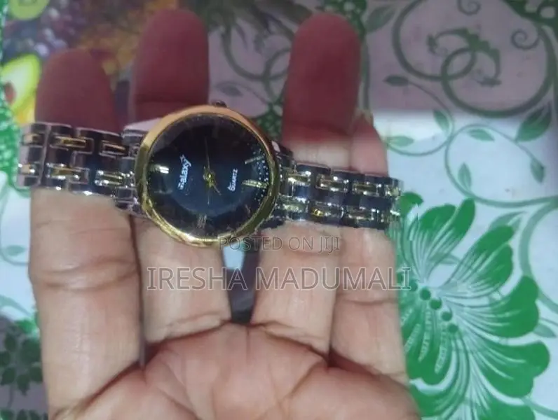 අත් ඔරලෝසුව
