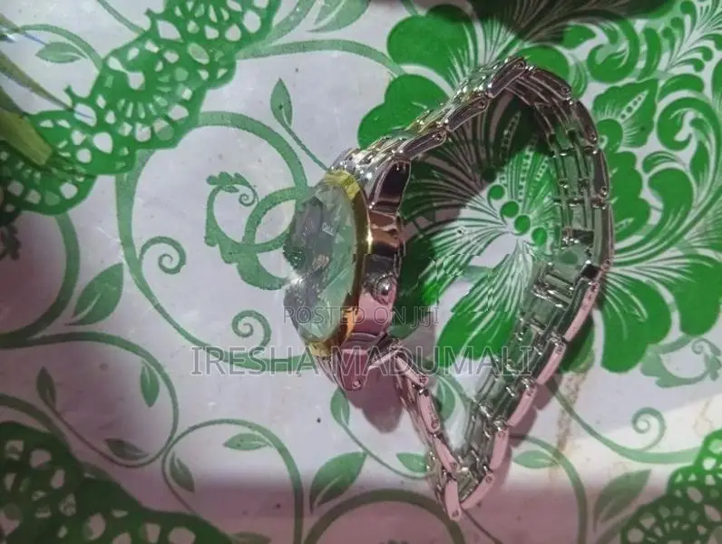 අත් ඔරලෝසුව