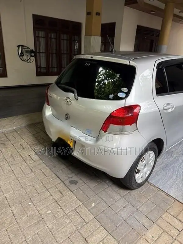 Toyota Vitz 2008